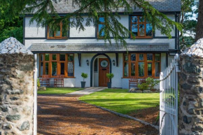 Y Gorlan - Snowdonia luxury house Carneddau mountain views